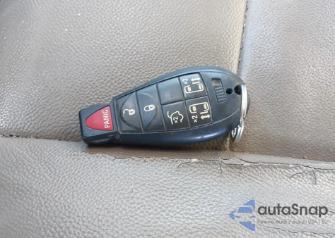 2015 Chrysler Town & Country Touring from USA, damaged, VIN 2C4RC1BG8FR726279